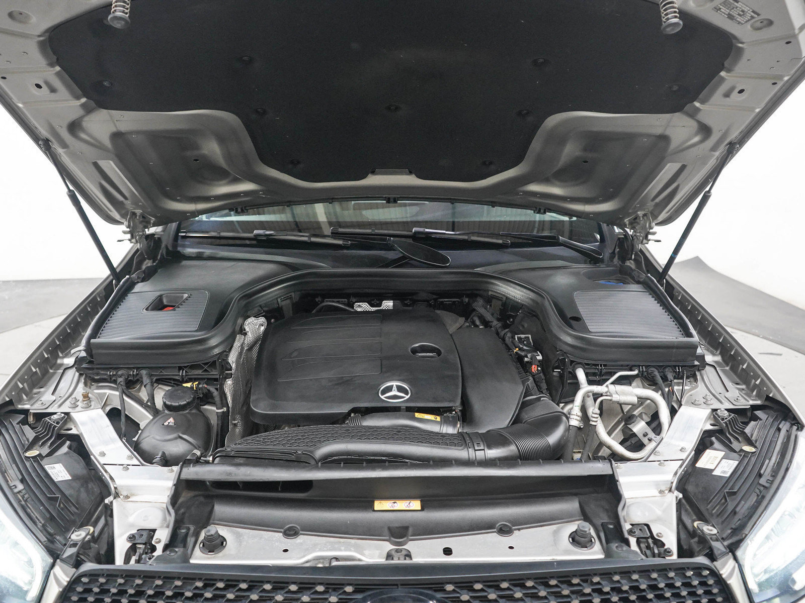 Used 2021 Mercedes-Benz GLC 300 4MATIC image 31