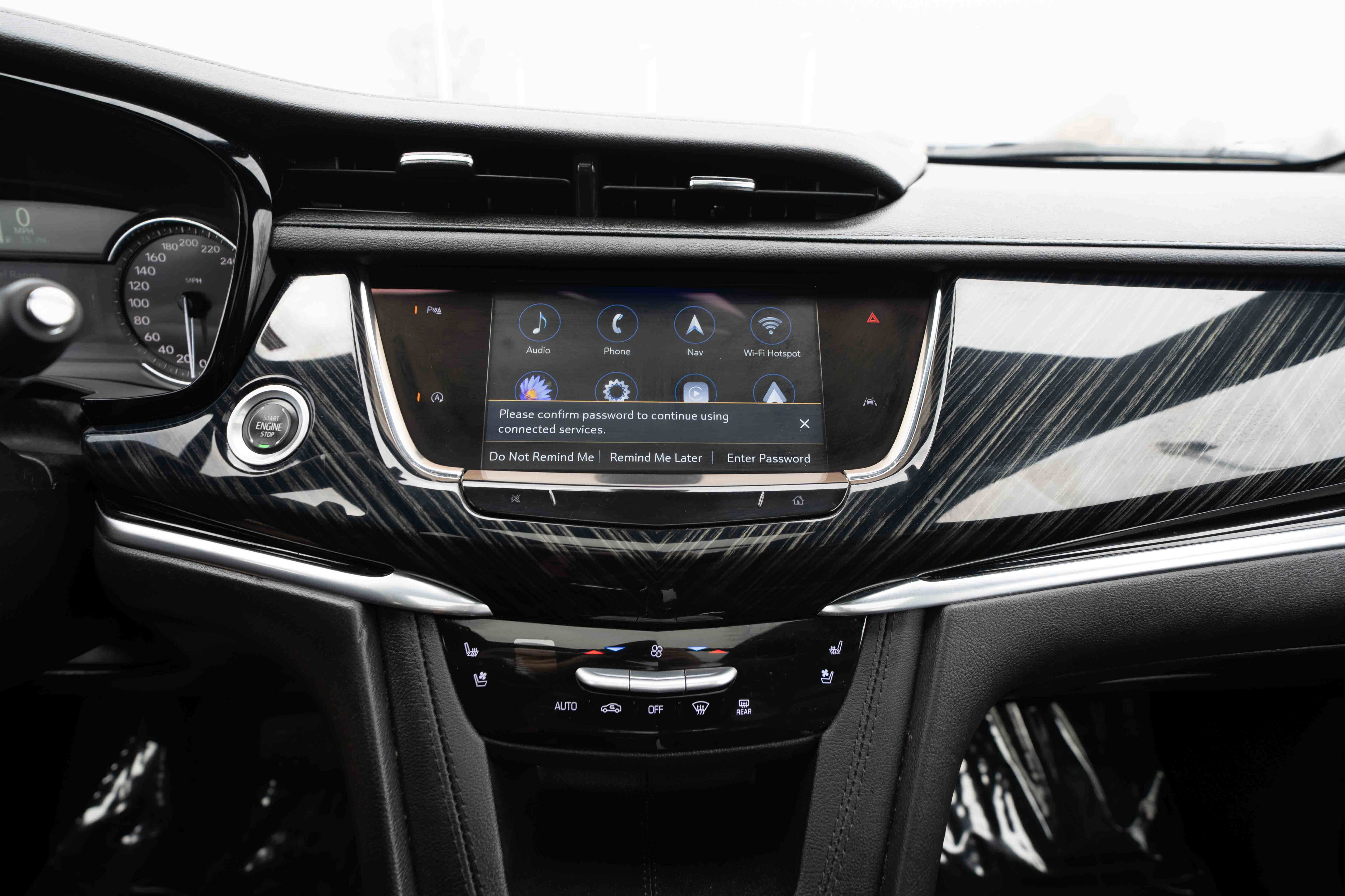 Used 2023 Cadillac XT6 Premium Luxury image 17