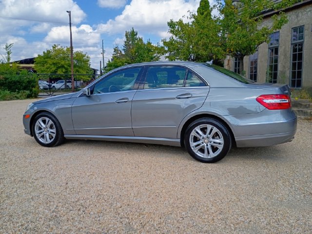 Used 2010 Mercedes-Benz E 350 Sedan image 8
