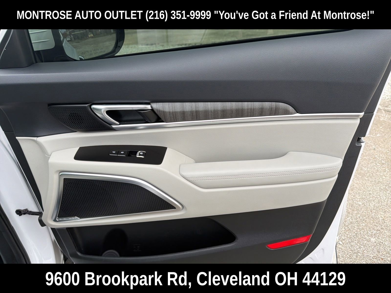 Used 2025 Kia Telluride SX Prestige AWD/4WD image 24
