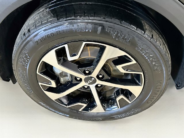 Certified 2024 Kia Sportage EX AWD/4WD image 31