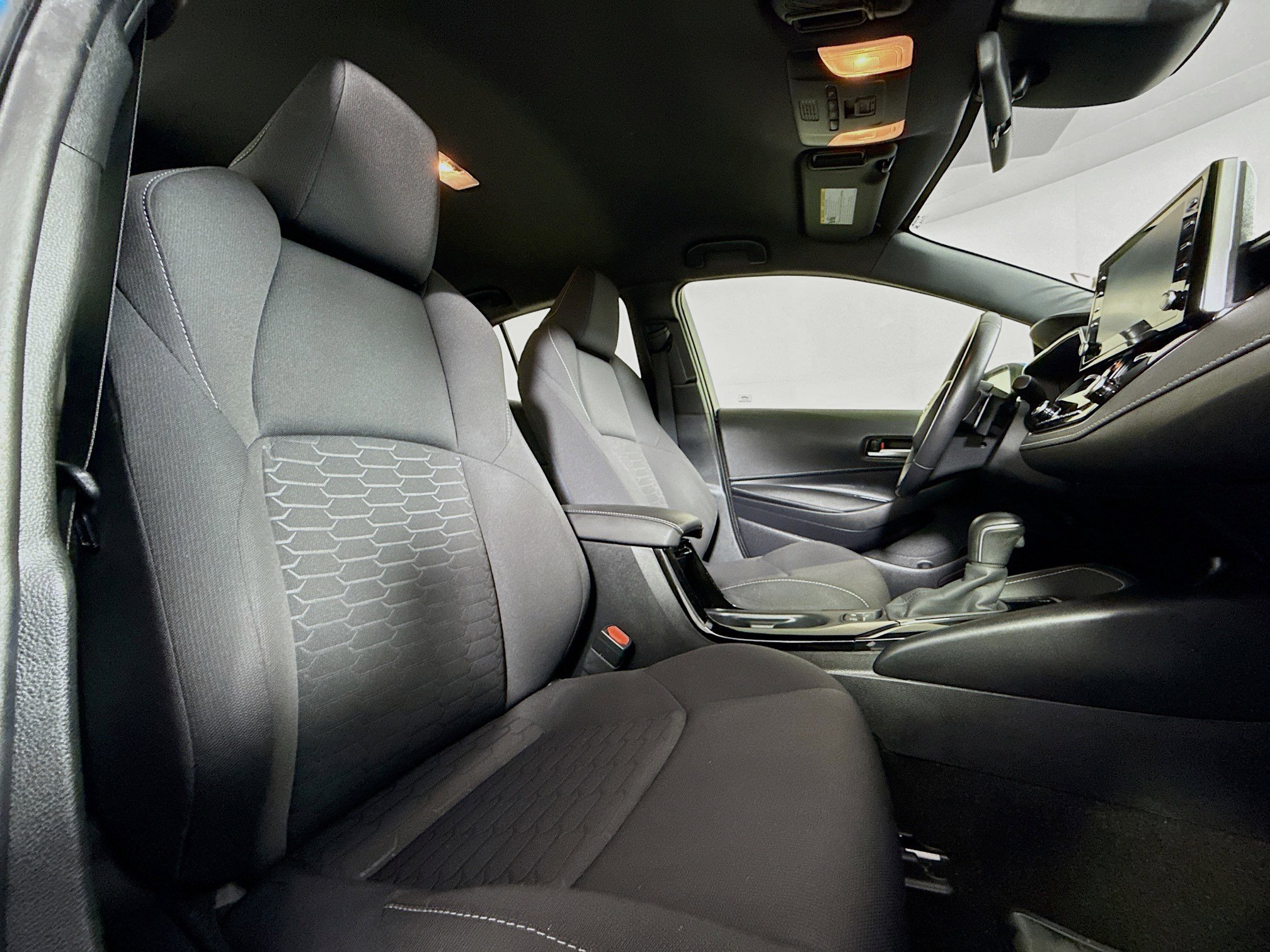 Certified 2019 Toyota Corolla SE w/ SE Option Package image 24