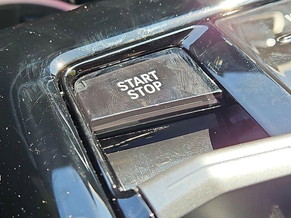 Used 2025 BMW i5 xDrive40 image 26