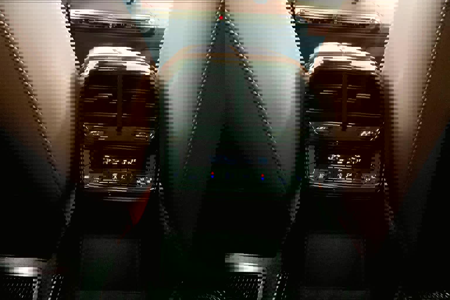 Used 2023 BMW iX M60 w/ Executive Package image 34