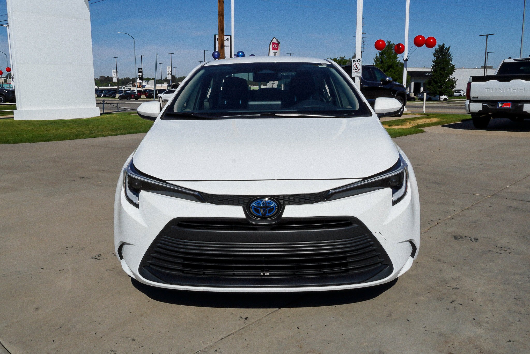 Certified 2024 Toyota Corolla LE FWD image 3