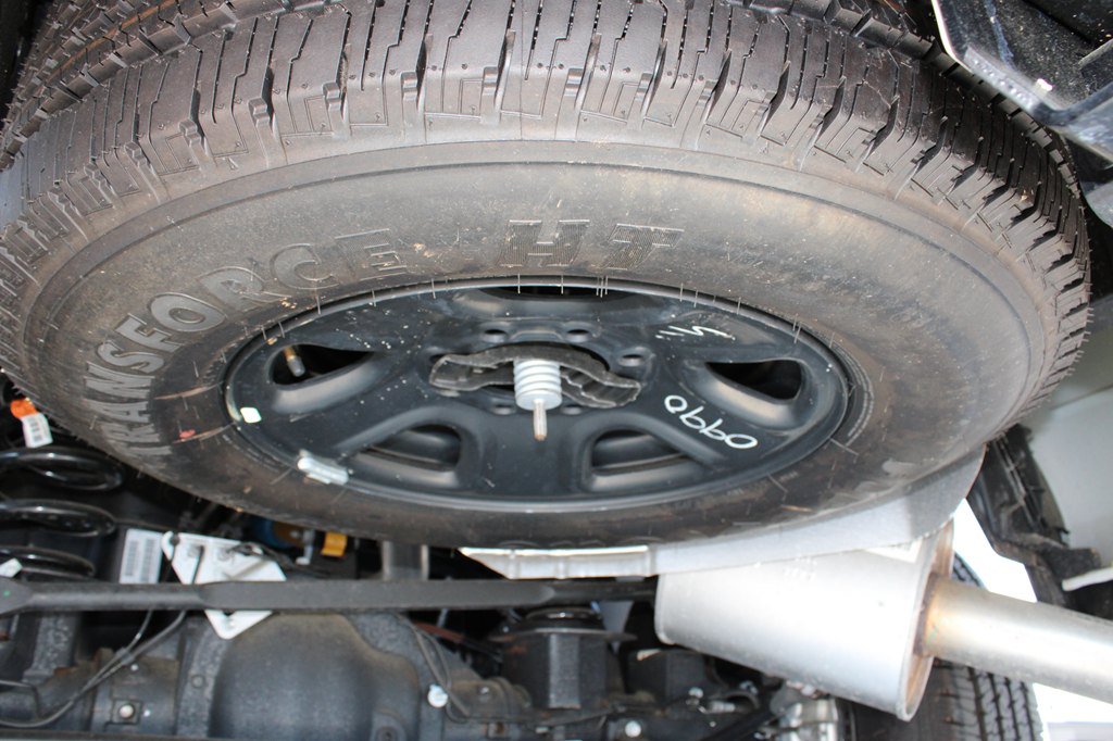 Used 2024 RAM 2500 Tradesman w/ Chrome Appearance Group AWD/4WD image 33