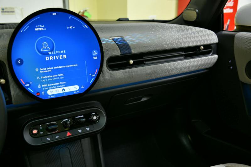 Used 2025 MINI Cooper S image 30