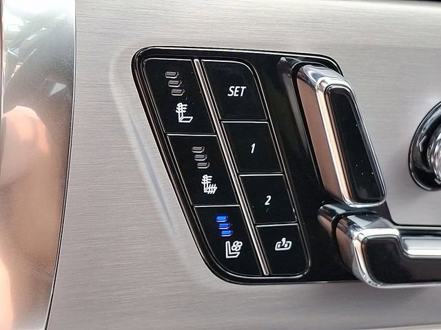 New 2026 Cadillac Vistiq Sport w/ LPO, Floor Liner Package image 15