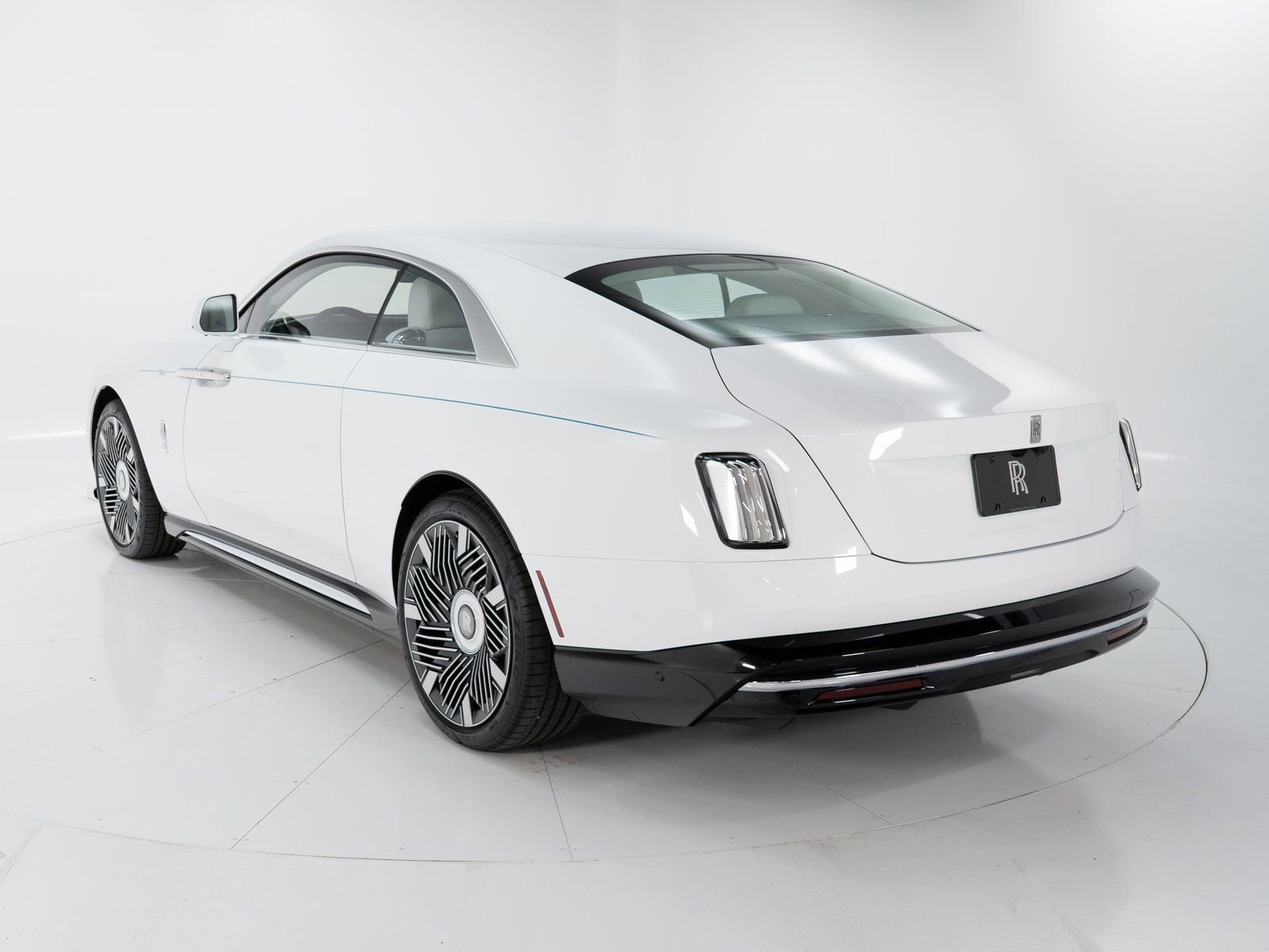 New 2026 Rolls-Royce Spectre Inspired By Primavera image 3