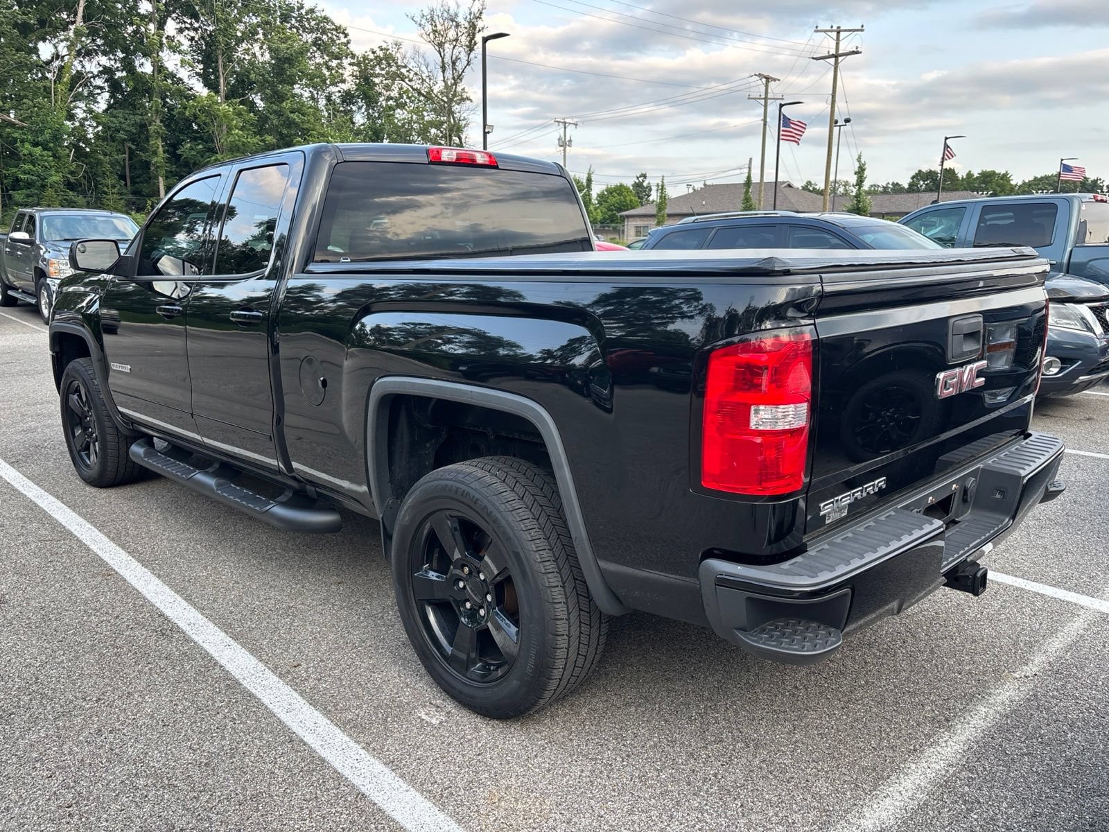 Used 2018 GMC Sierra 1500 4x4 Double Cab w/ Elevation Edition image 5