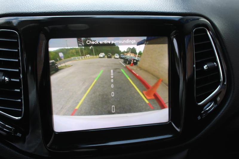 Used 2021 Jeep Compass Limited image 27