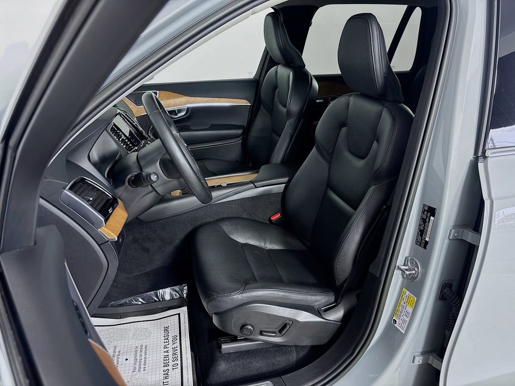 Used 2024 Volvo XC90 B6 Plus w/ Protection Package Premier AWD/4WD image 11