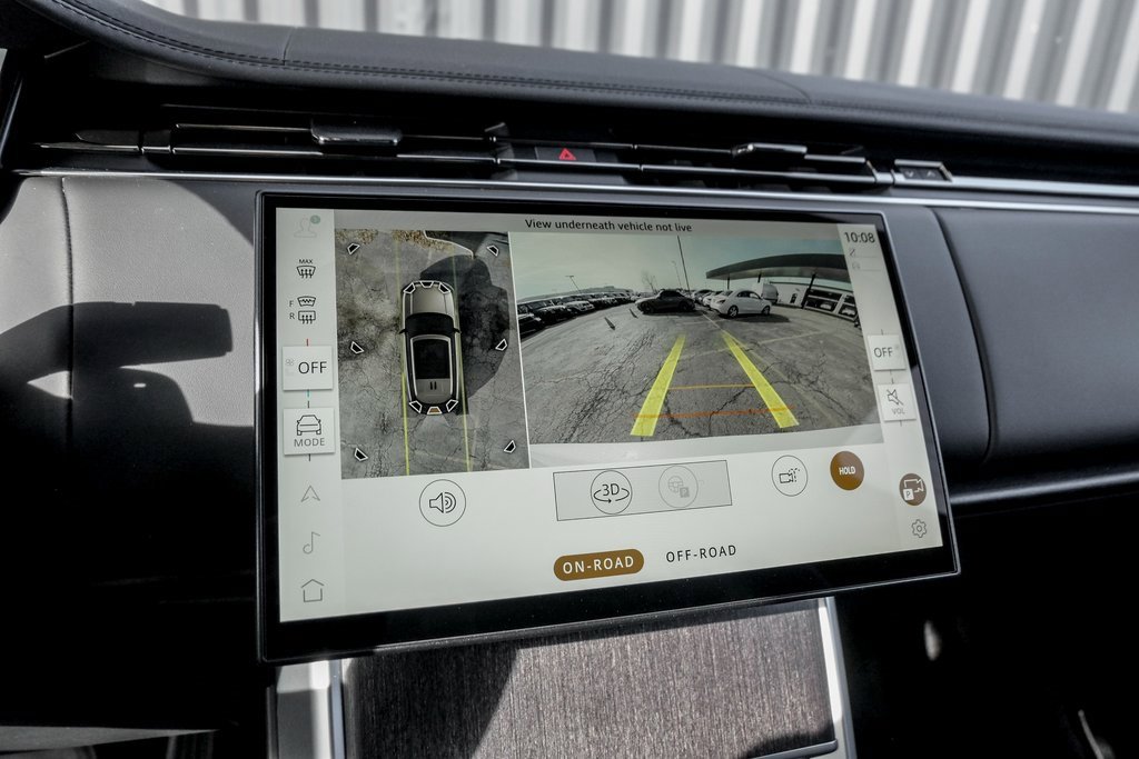 New 2025 Land Rover Range Rover SE image 13