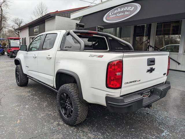 Used 2019 Chevrolet Colorado ZR2 w/ ZR2 Dusk Special Edition image 3