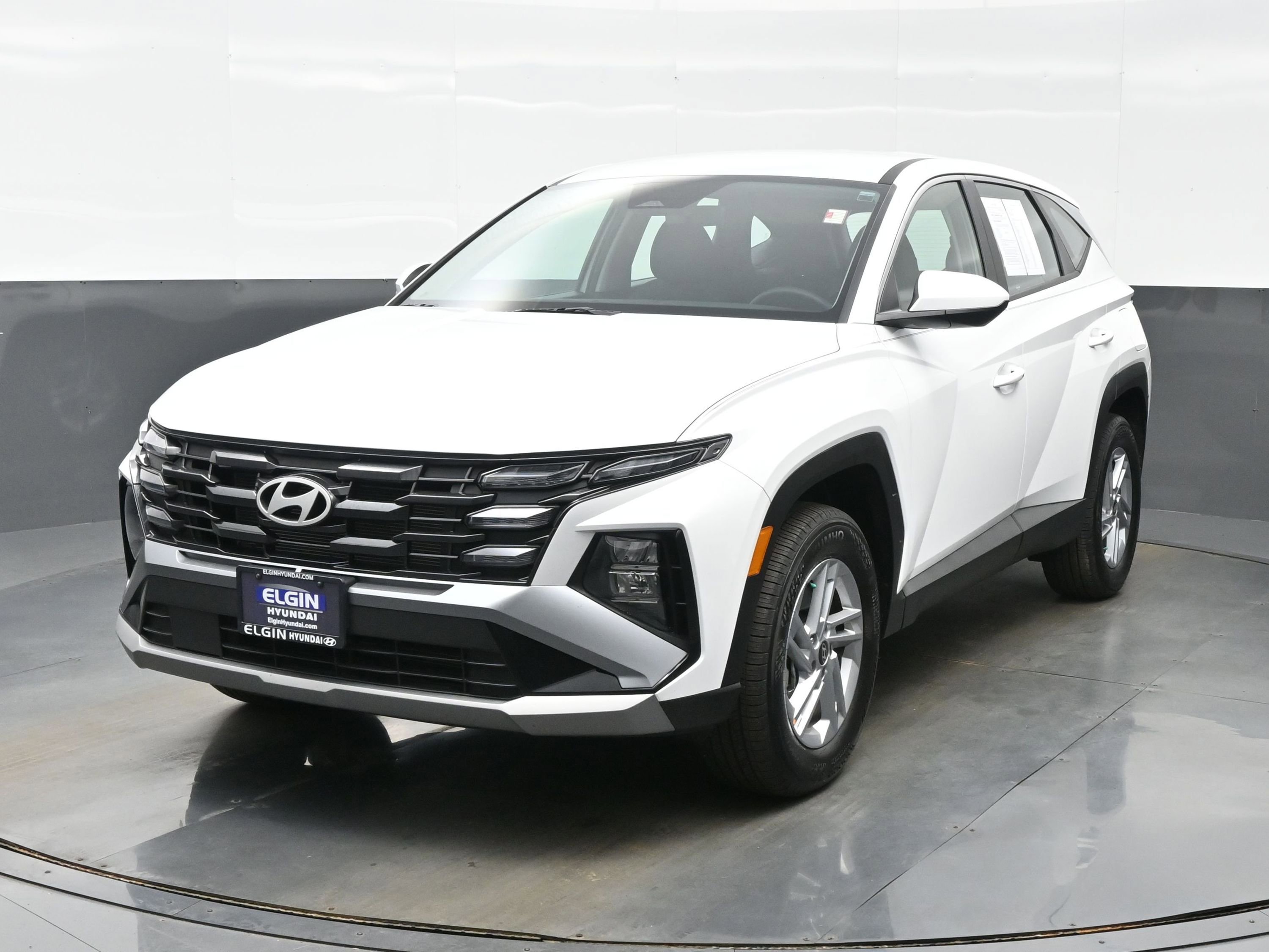 Used 2026 Hyundai Tucson SE AWD/4WD image 1