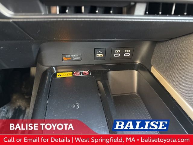 Used 2025 Toyota Camry LE image 18