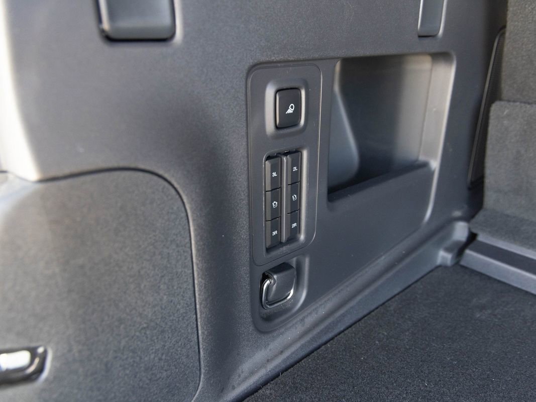 Used 2025 Ford Expedition Platinum w/ Driver's Package image 26