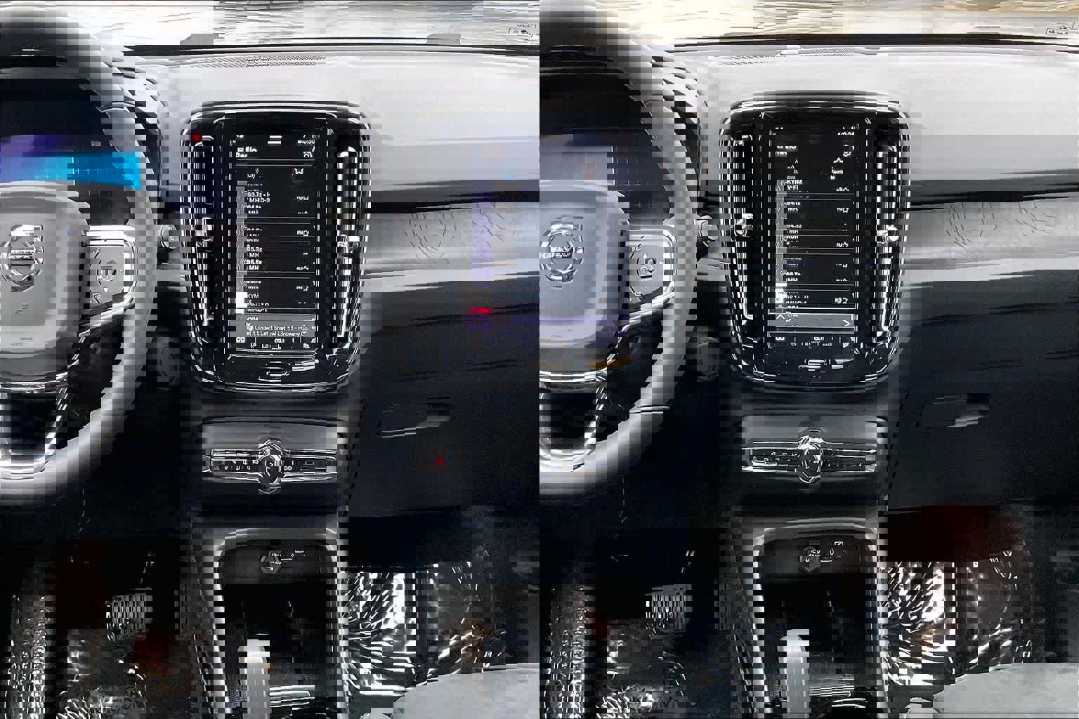 Used 2023 Volvo XC40 Recharge Ultimate image 9