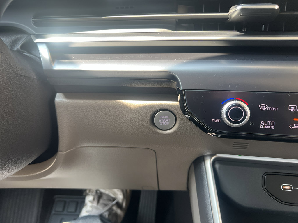 New 2026 Kia Carnival image 27