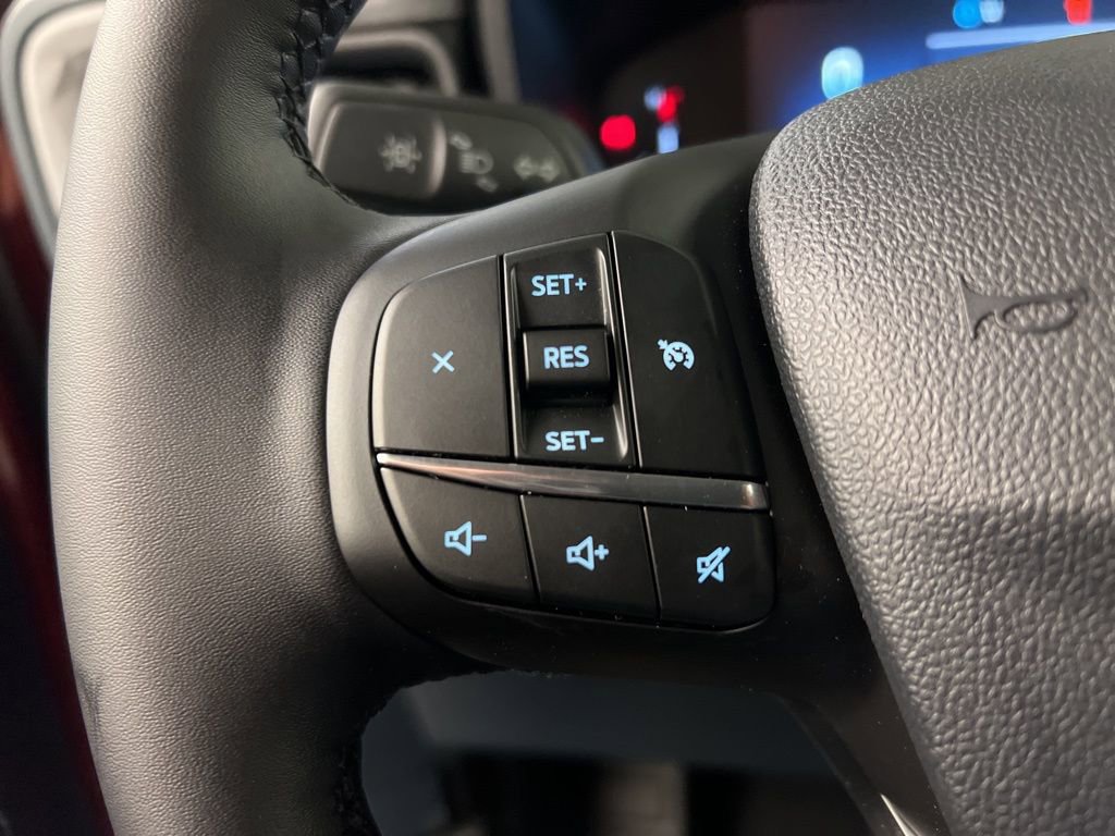 New 2025 Ford Maverick XLT w/ XLT Luxury Package image 13