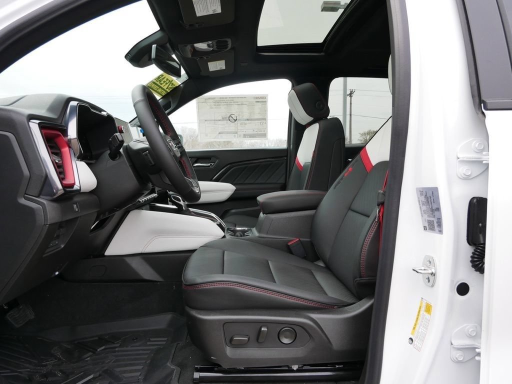 New 2026 GMC Canyon AT4X AWD/4WD image 8