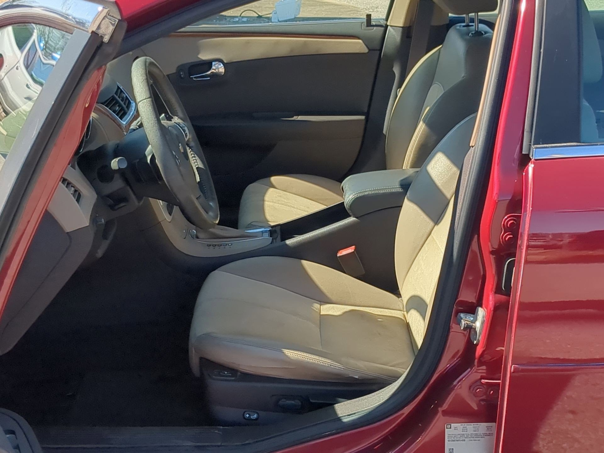 Used 2010 Chevrolet Malibu LT w/ HFV6 Engine Package image 11