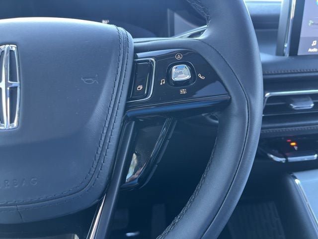 Used 2024 Lincoln Aviator AWD w/ Premium Package image 31