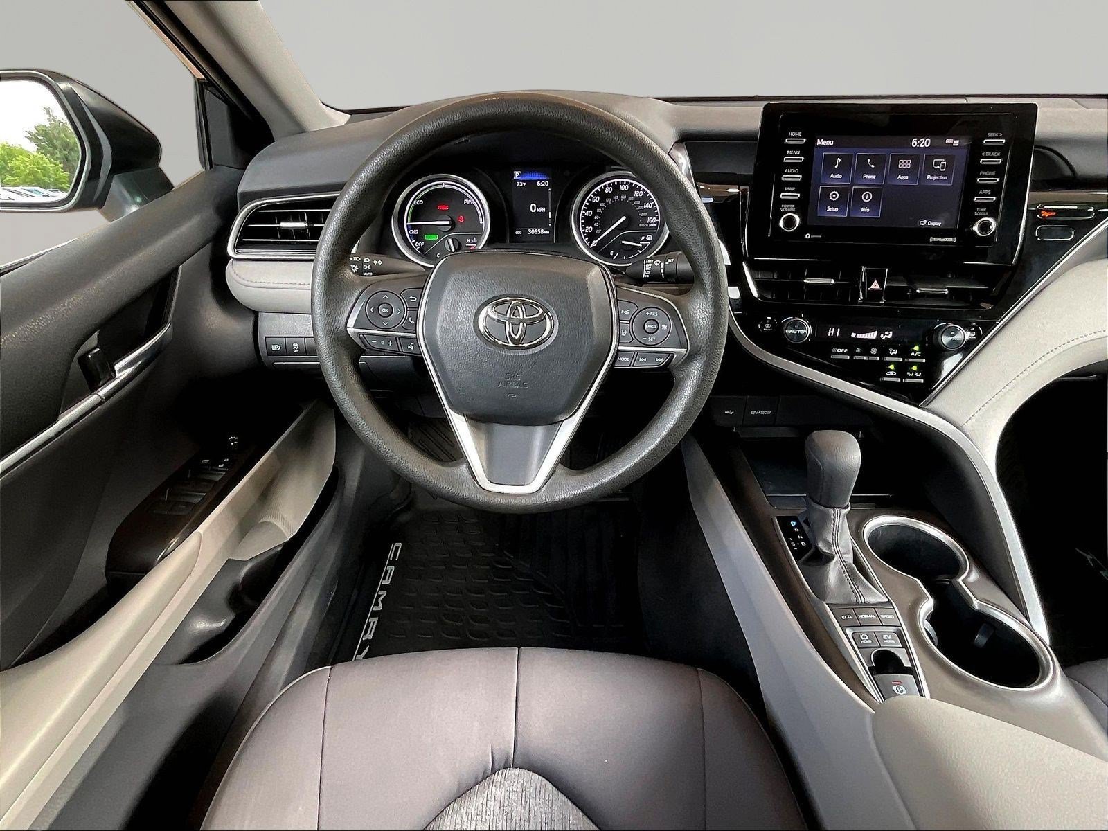 Used 2021 Toyota Camry LE FWD image 8