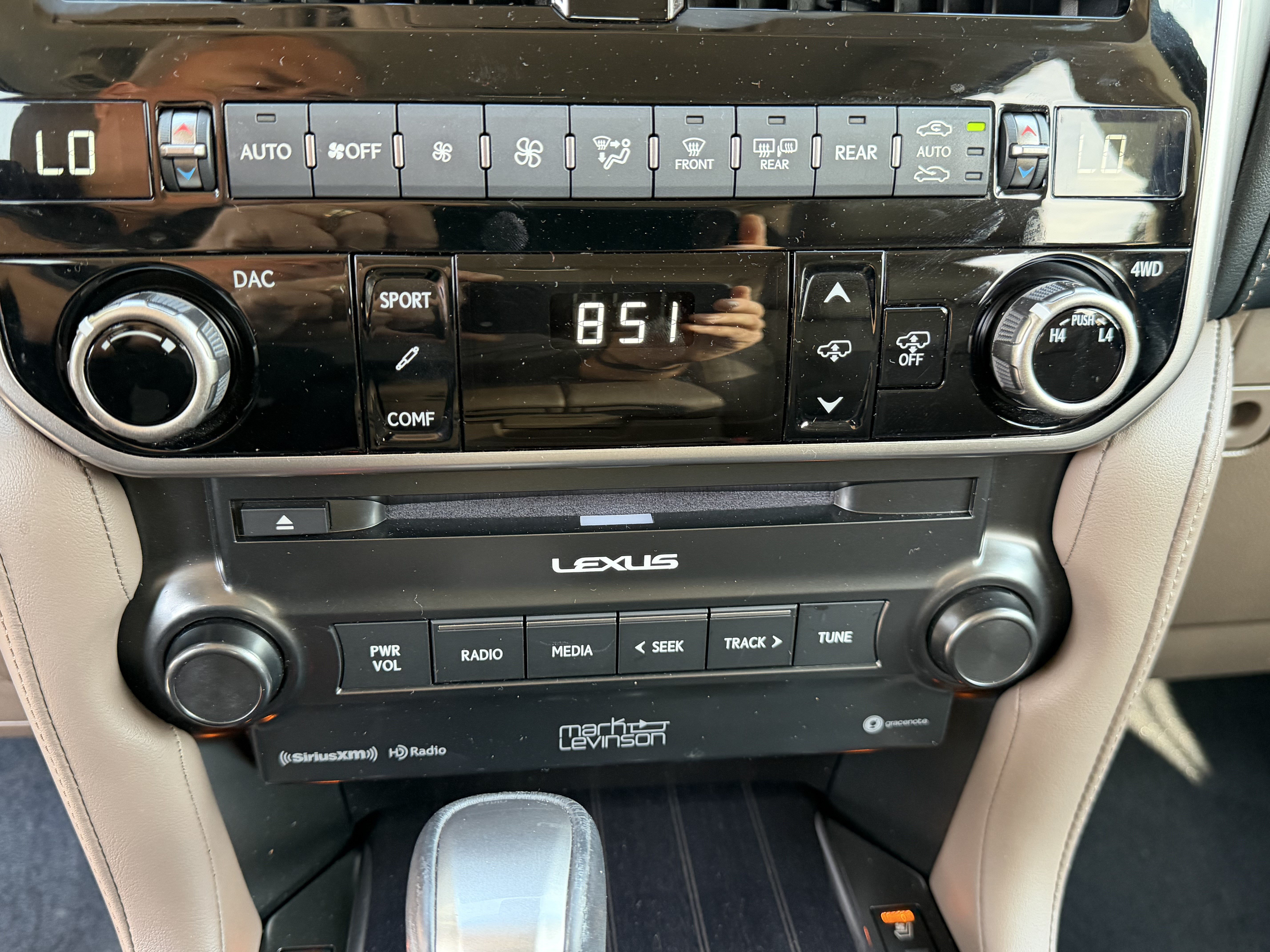 Certified 2023 Lexus GX 460 Luxury w/ Accessory Package AWD/4WD image 27