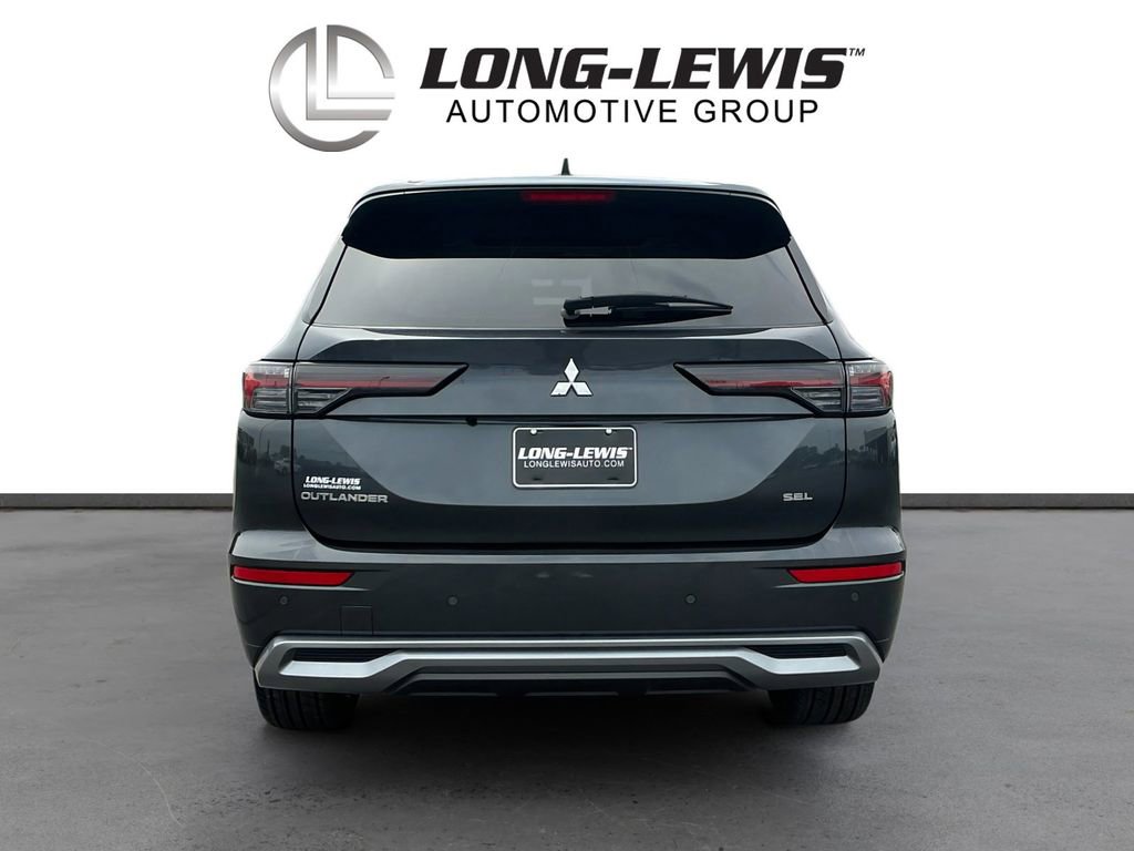 Used 2025 Mitsubishi Outlander SEL FWD image 5