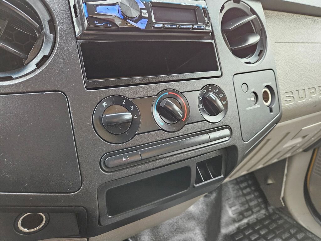 Used 2008 Ford F350 XL image 18