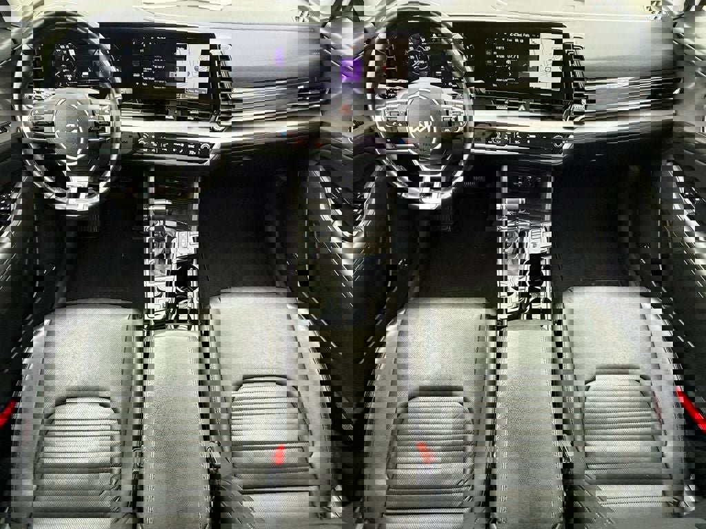 Used 2023 Kia Sportage SX image 15