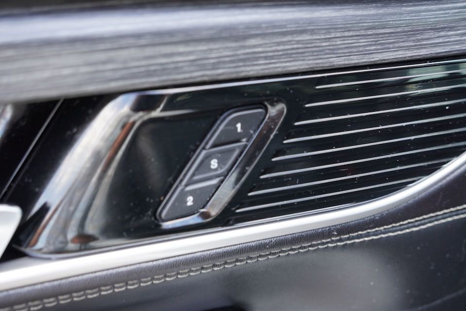 Used 2024 Jeep Wagoneer Series II w/ Flexible Seating Group image 26