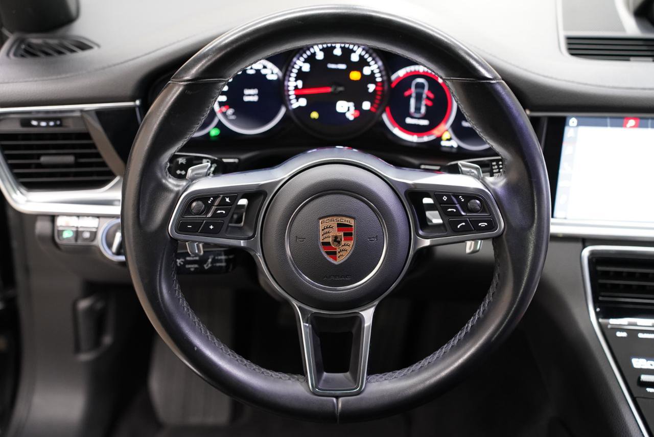 Used 2019 Porsche Panamera 4 Executive AWD/4WD image 12