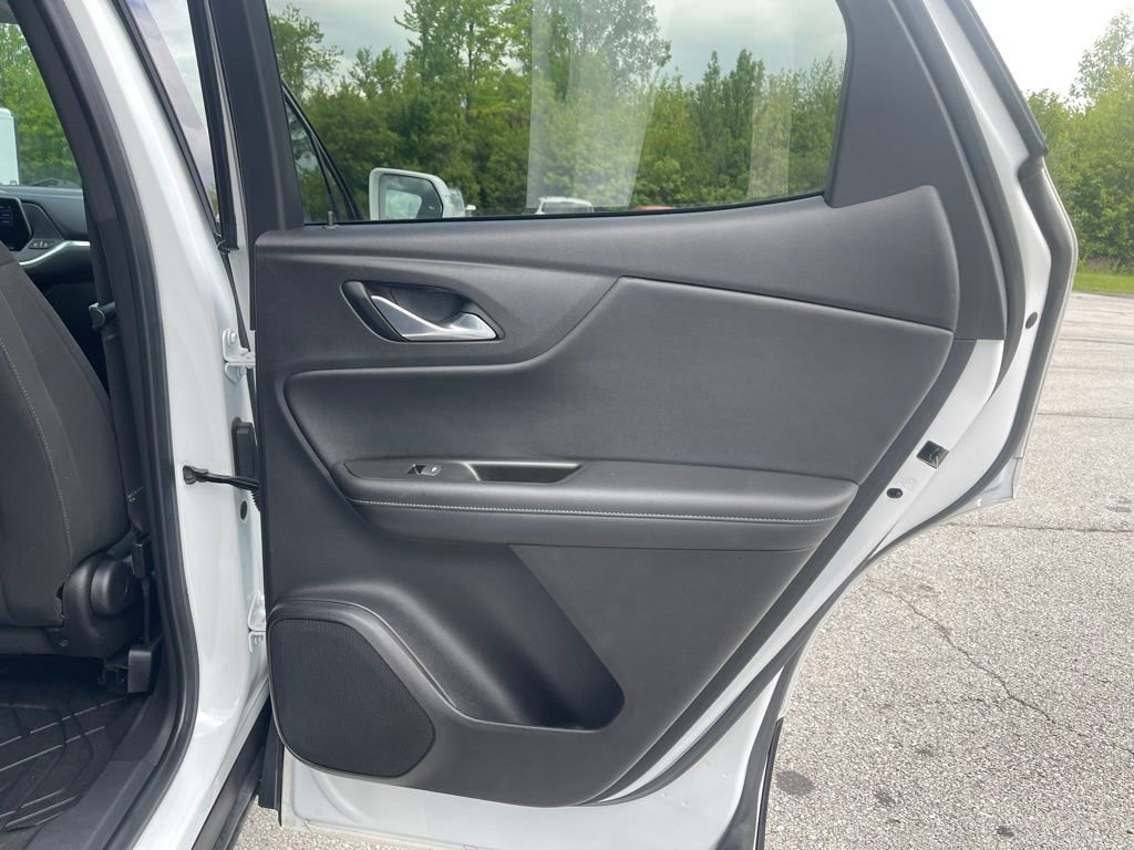 Used 2021 Chevrolet Blazer LT FWD image 18