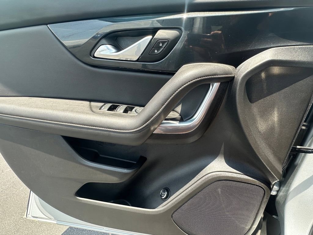 Certified 2022 Chevrolet Blazer Premier FWD image 19