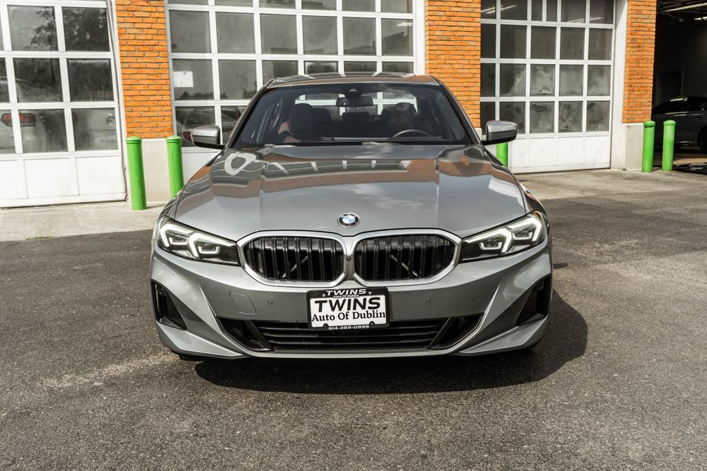 Used 2023 BMW 330i xDrive Sedan w/ Parking Assistance Package AWD/4WD image 31