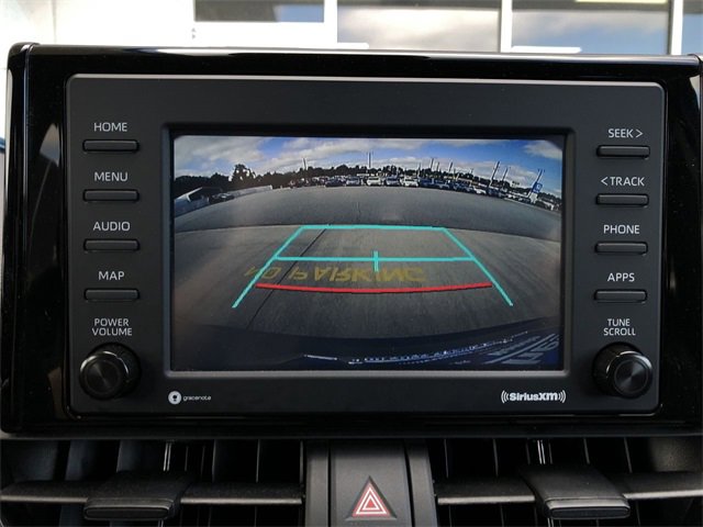 Used 2022 Toyota RAV4 LE image 16