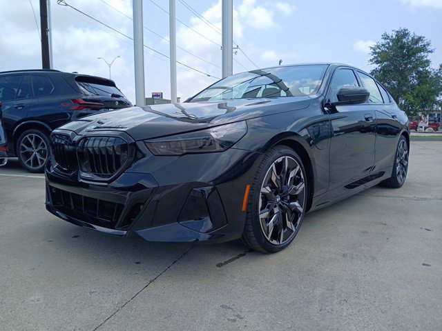New 2027 BMW 550e xDrive w/ Premium Package AWD/4WD image 3
