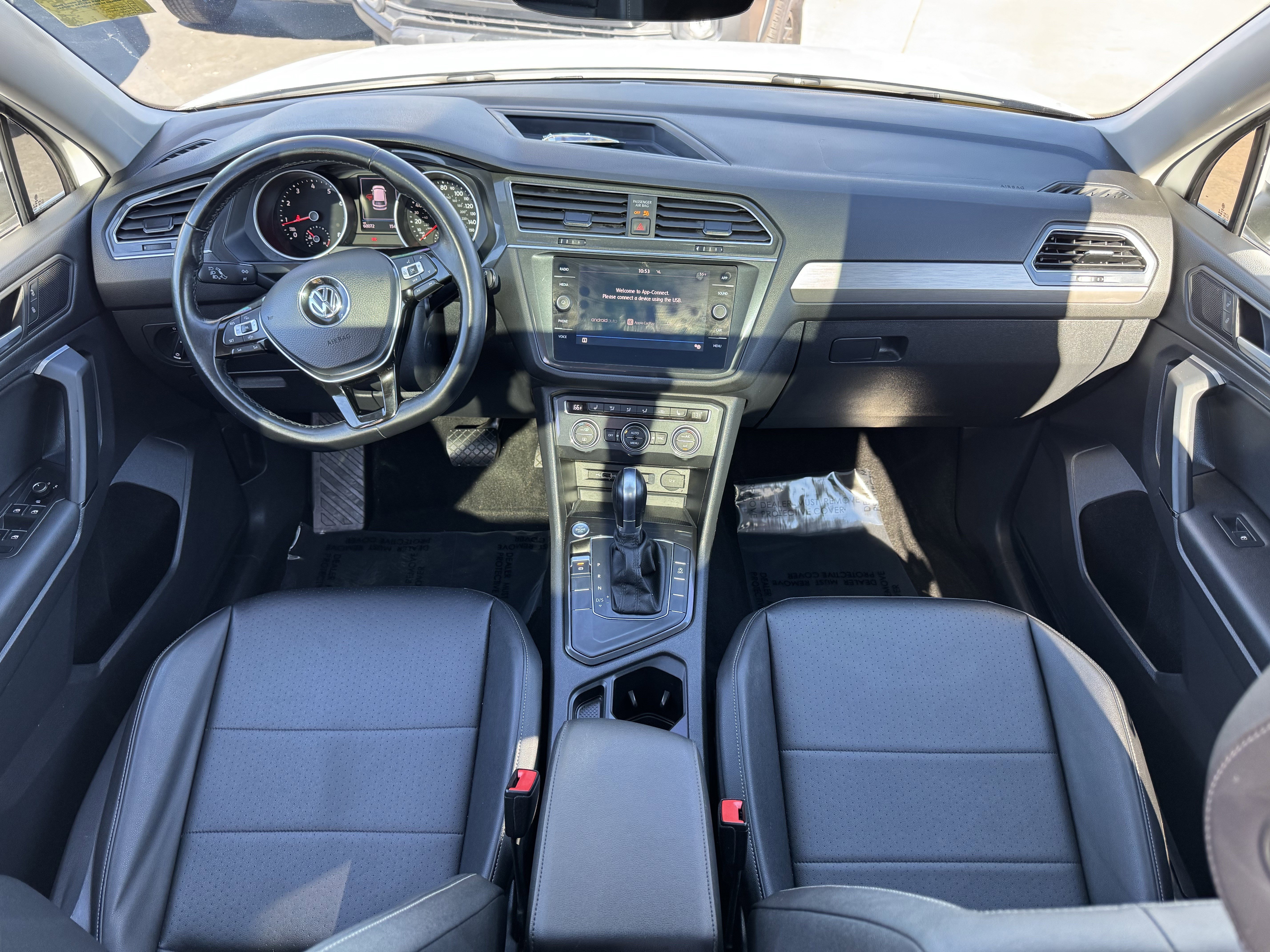 Certified 2019 Volkswagen Tiguan SE w/ Panoramic Sunroof Package image 33