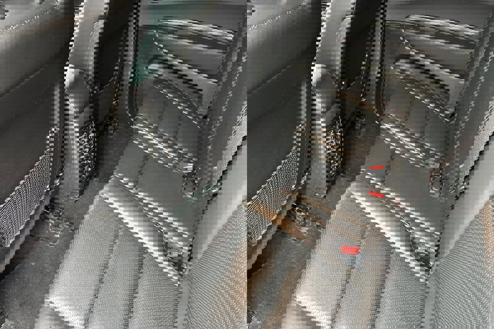 Used 2021 Dodge Durango R/T w/ Blacktop Package image 5