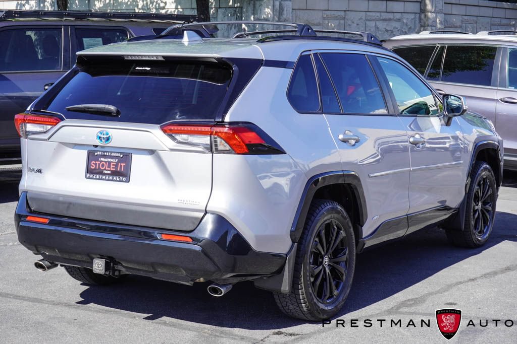 Used 2024 Toyota RAV4 SE w/ Convenience Package AWD/4WD image 16