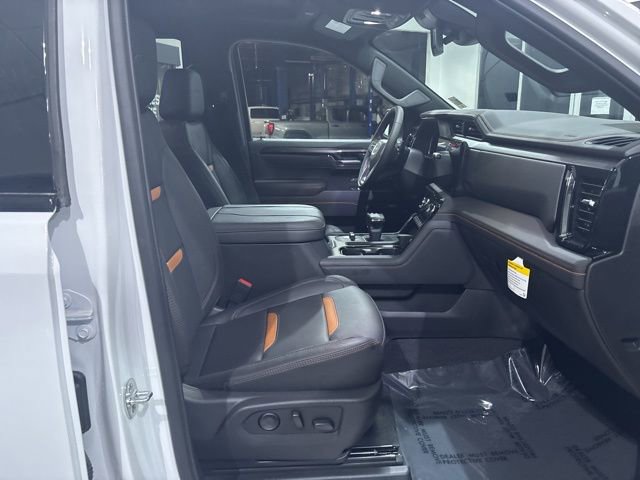 Used 2025 GMC Sierra 1500 AT4 image 35