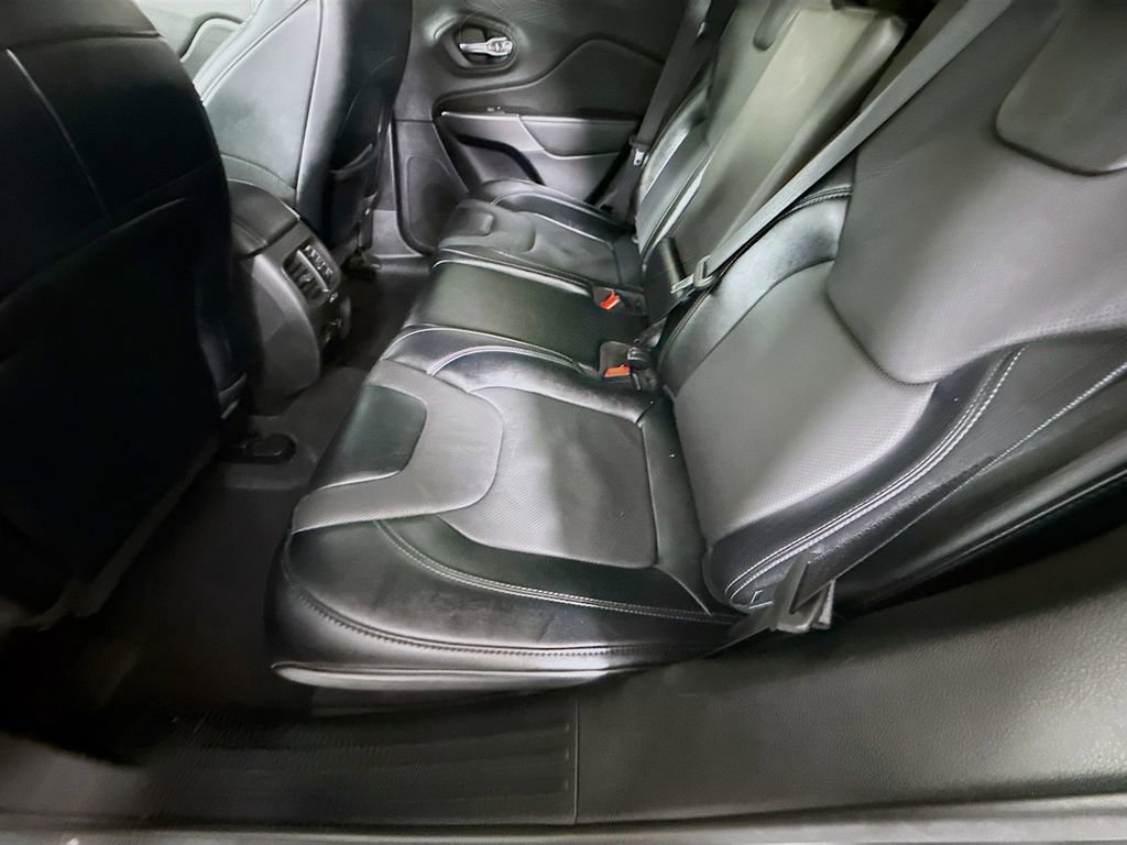 Used 2022 Jeep Cherokee Latitude Lux image 28