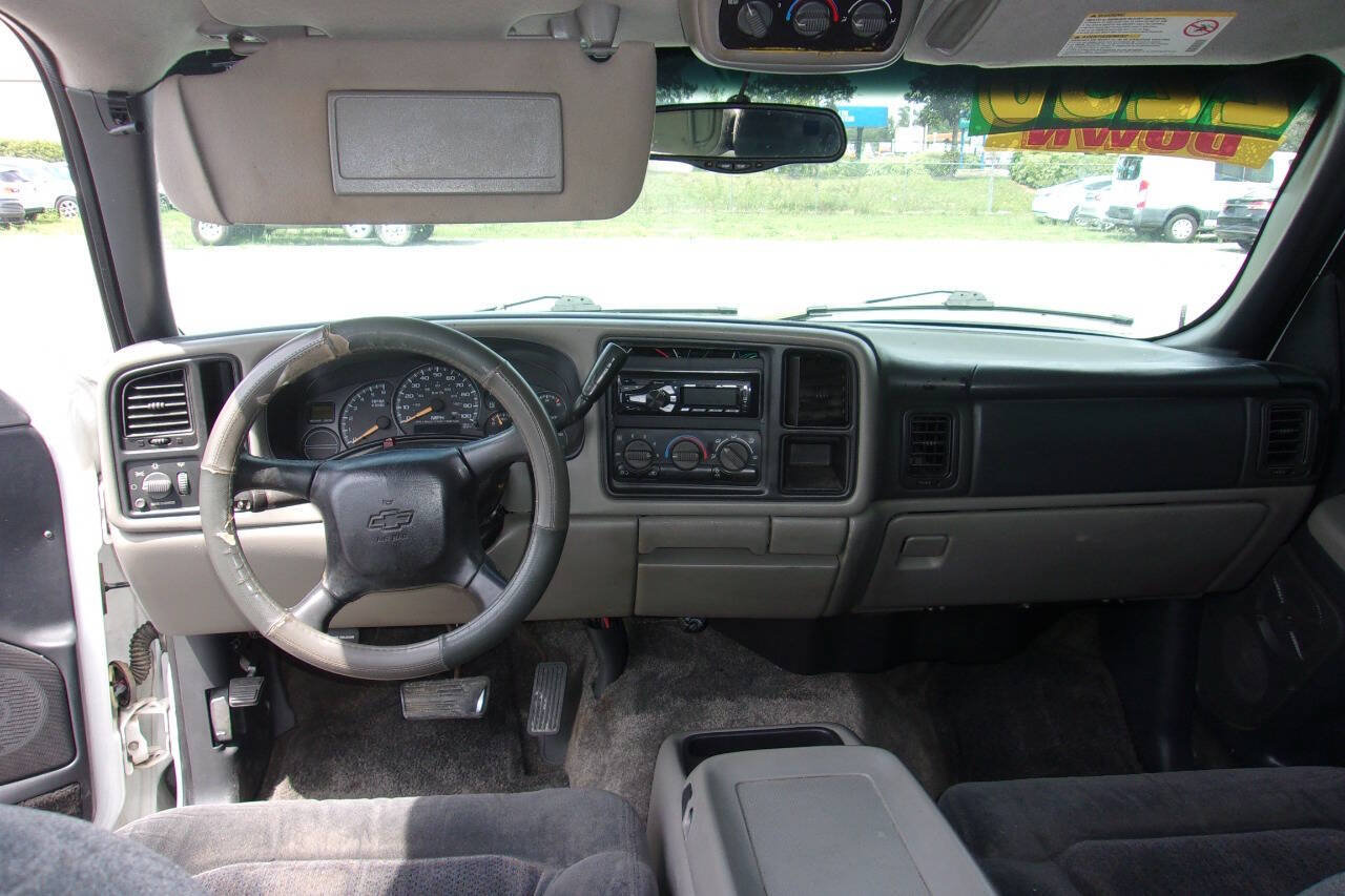 Used 2002 Chevrolet Tahoe LS RWD image 11