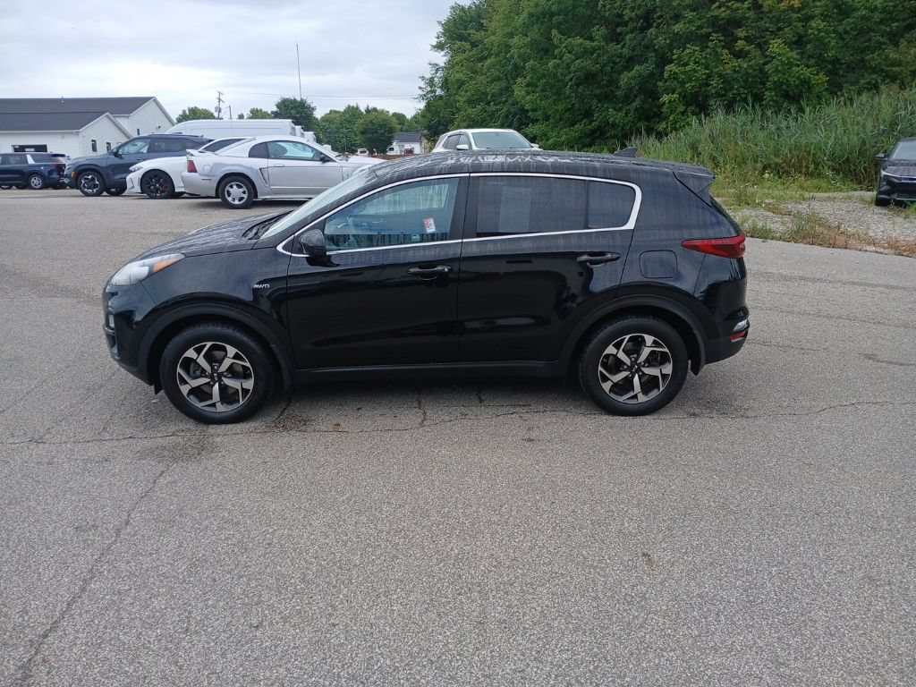 Used 2022 Kia Sportage LX AWD/4WD image 2