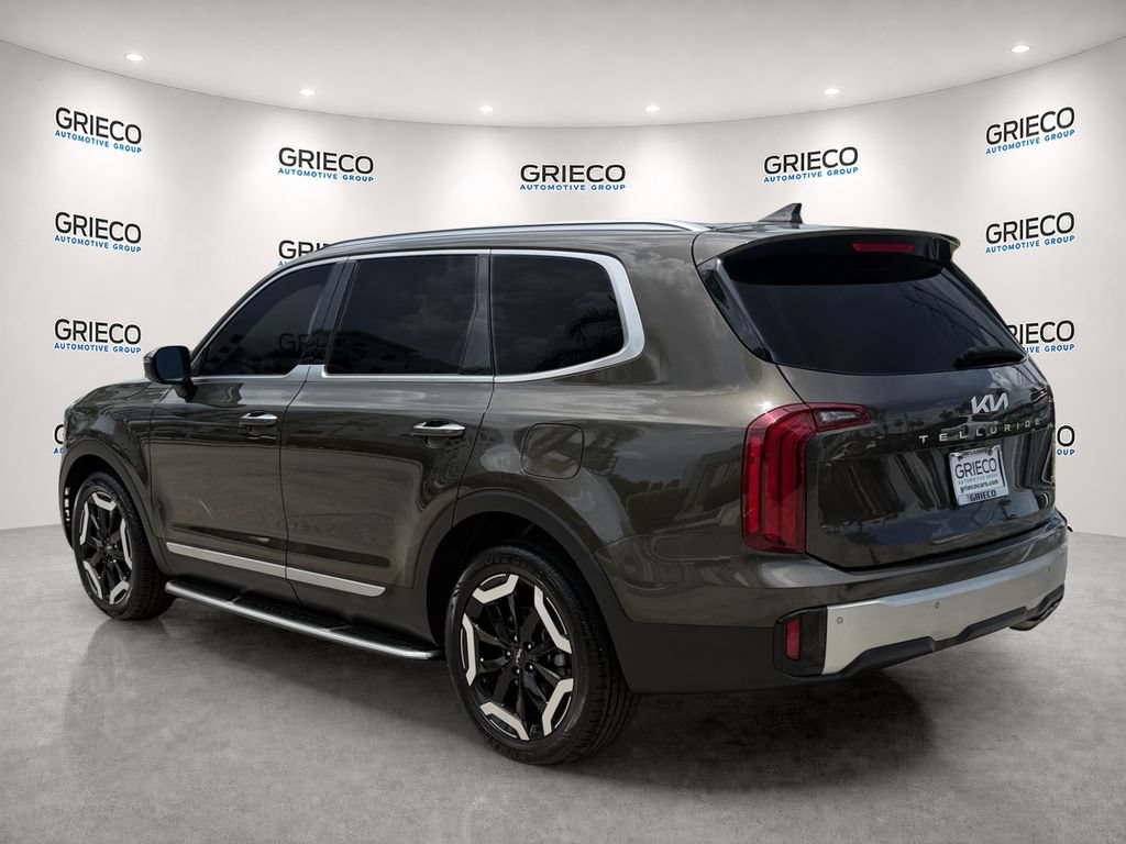 Used 2024 Kia Telluride S AWD/4WD image 5
