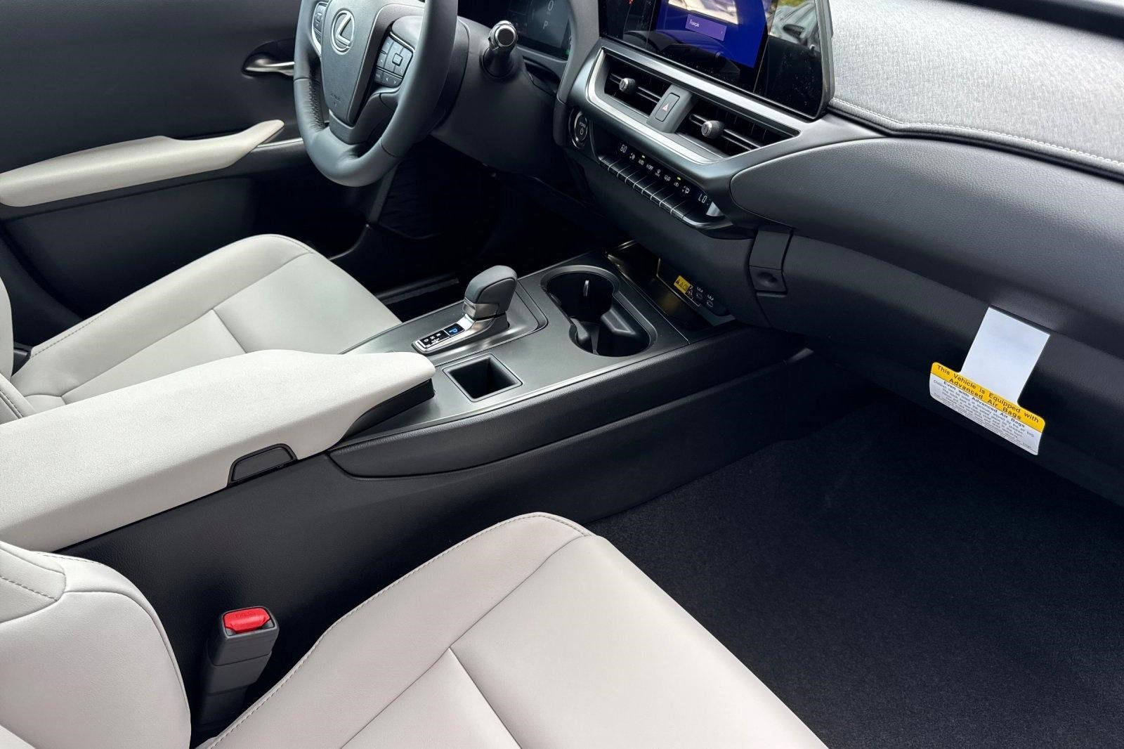 New 2026 Lexus UX 300h FWD image 26