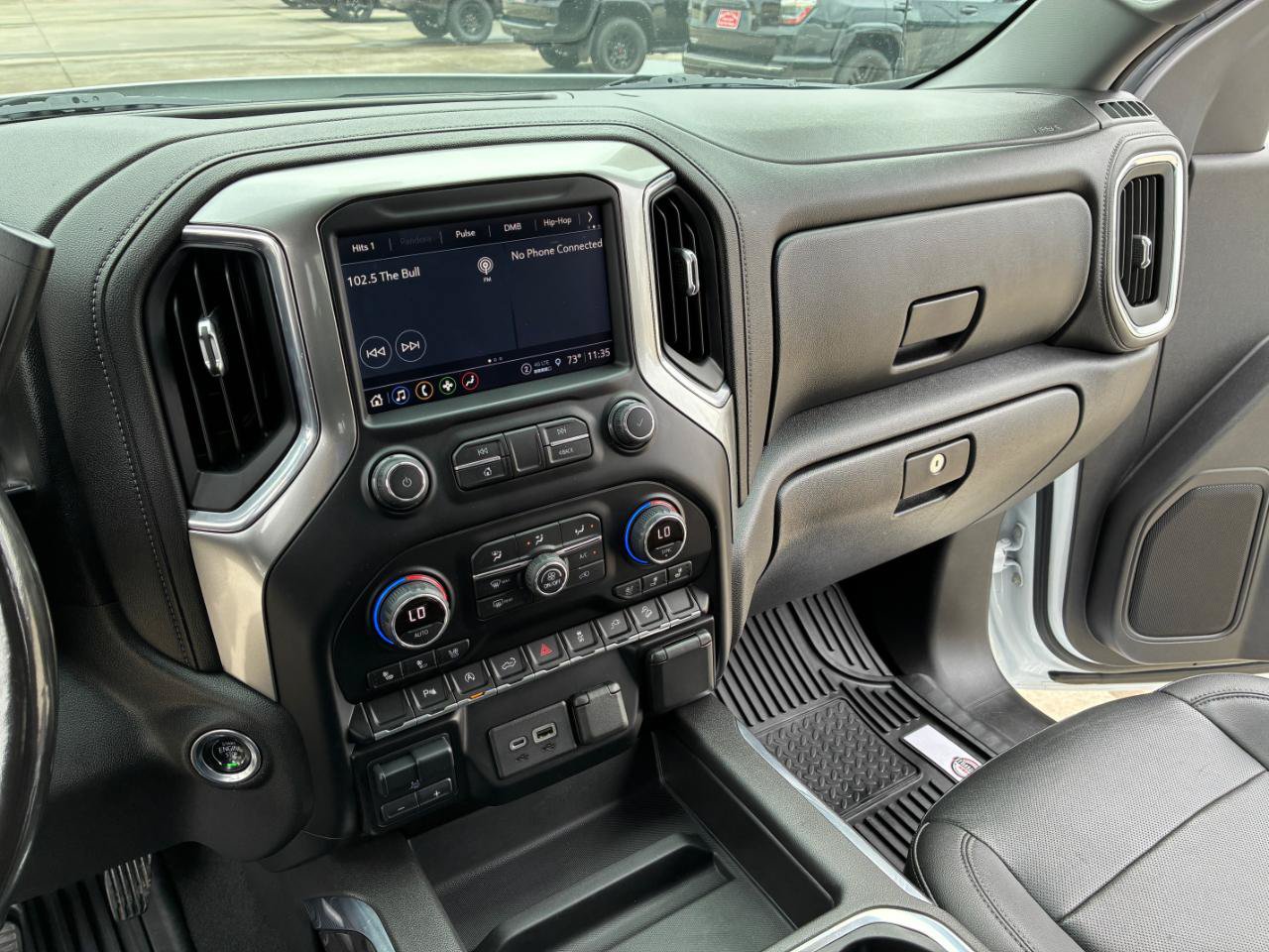 Used 2021 Chevrolet Silverado 1500 LTZ AWD/4WD image 19