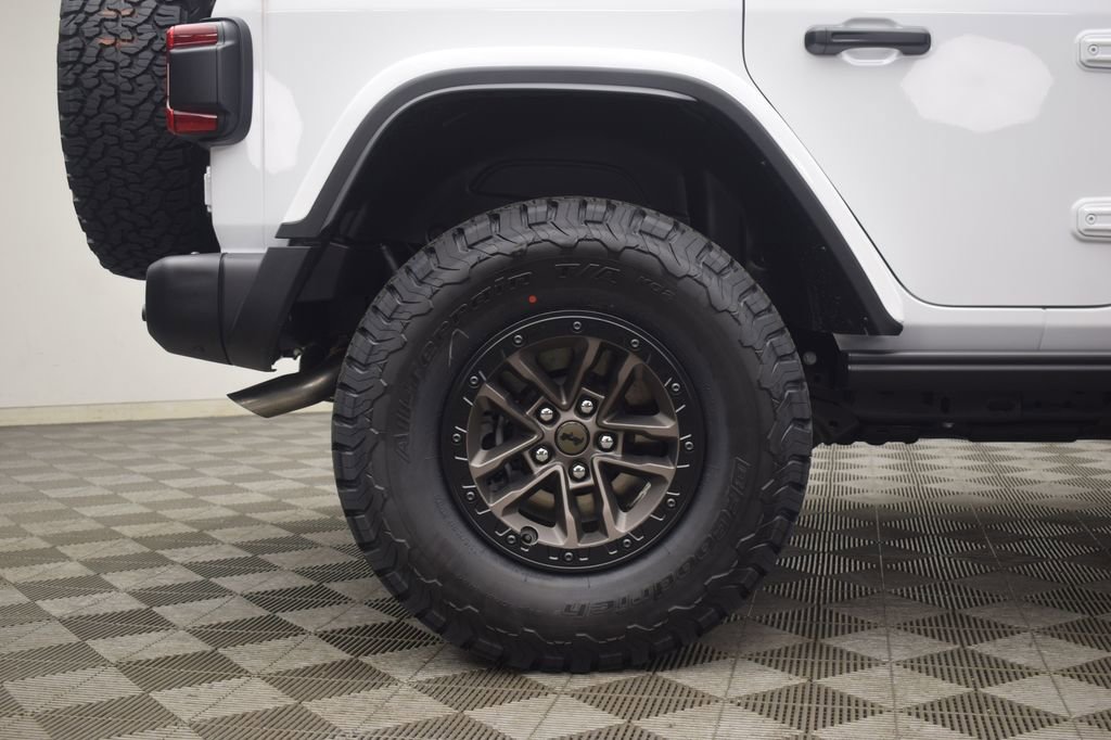 New 2025 Jeep Wrangler Unlimited Rubicon 392 image 12